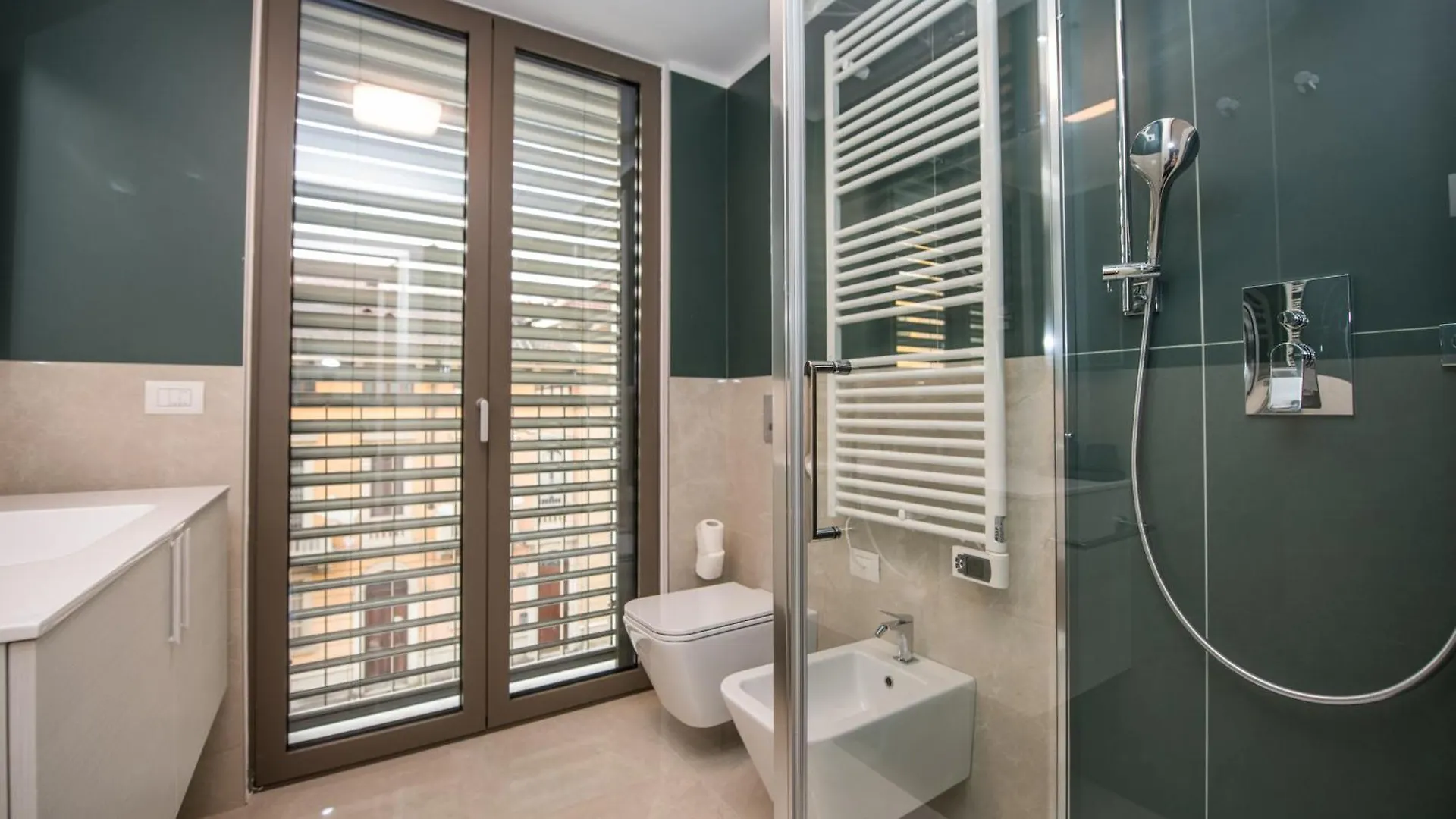 Compagnoni Suite Luxe - Spa & Wellness Milan Apartment