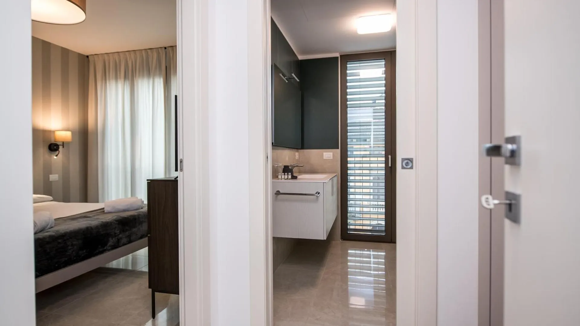 Compagnoni Suite Luxe - Spa & Wellness Milan 0*,  Italy