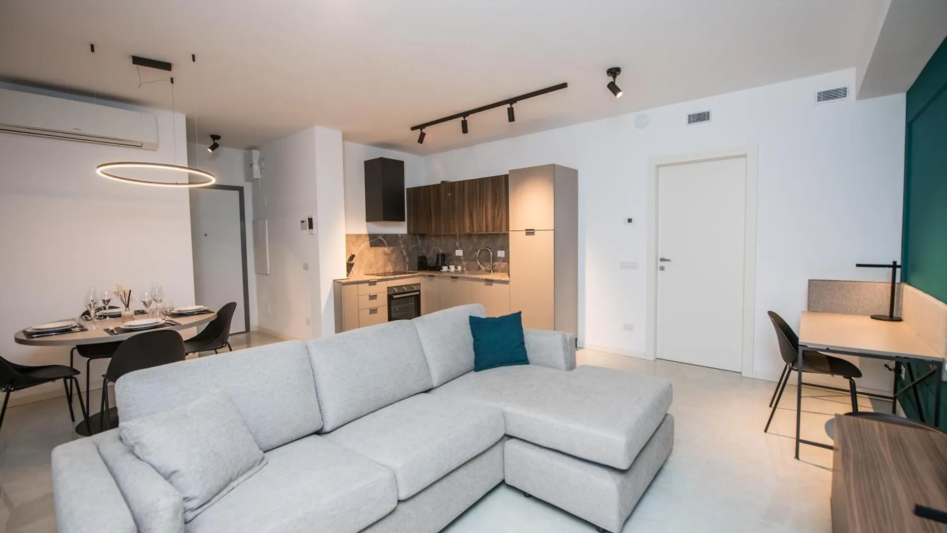 מילאנו Compagnoni Suite Luxe - Spa & Wellness
